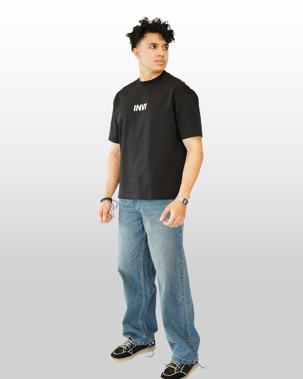 VERSATILE TEE