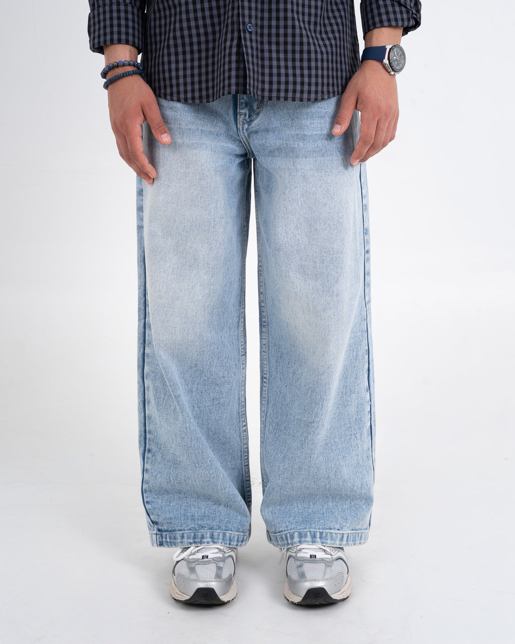 LIGHT BLUE BAGGY JEANS