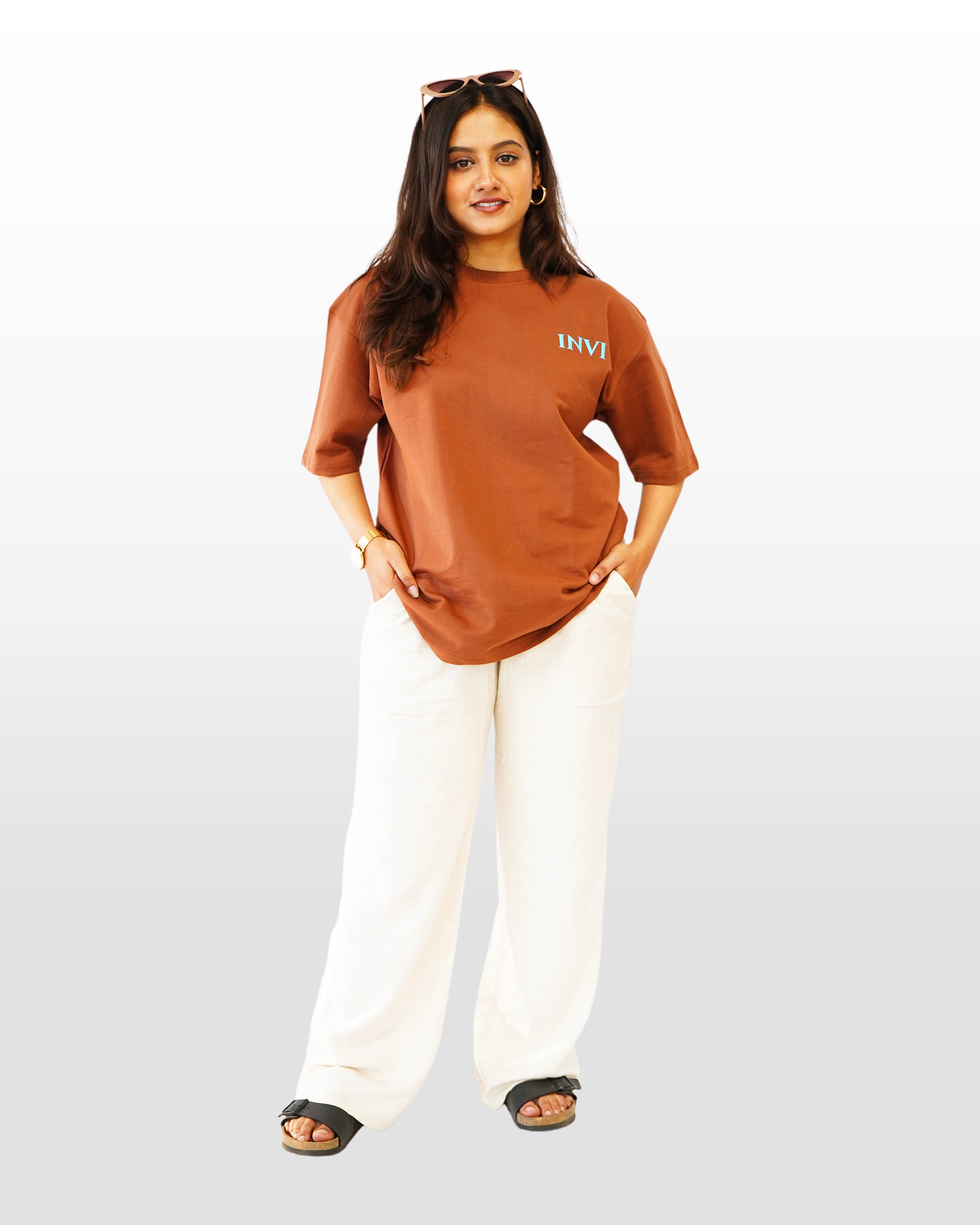 CORE BROWN TEE