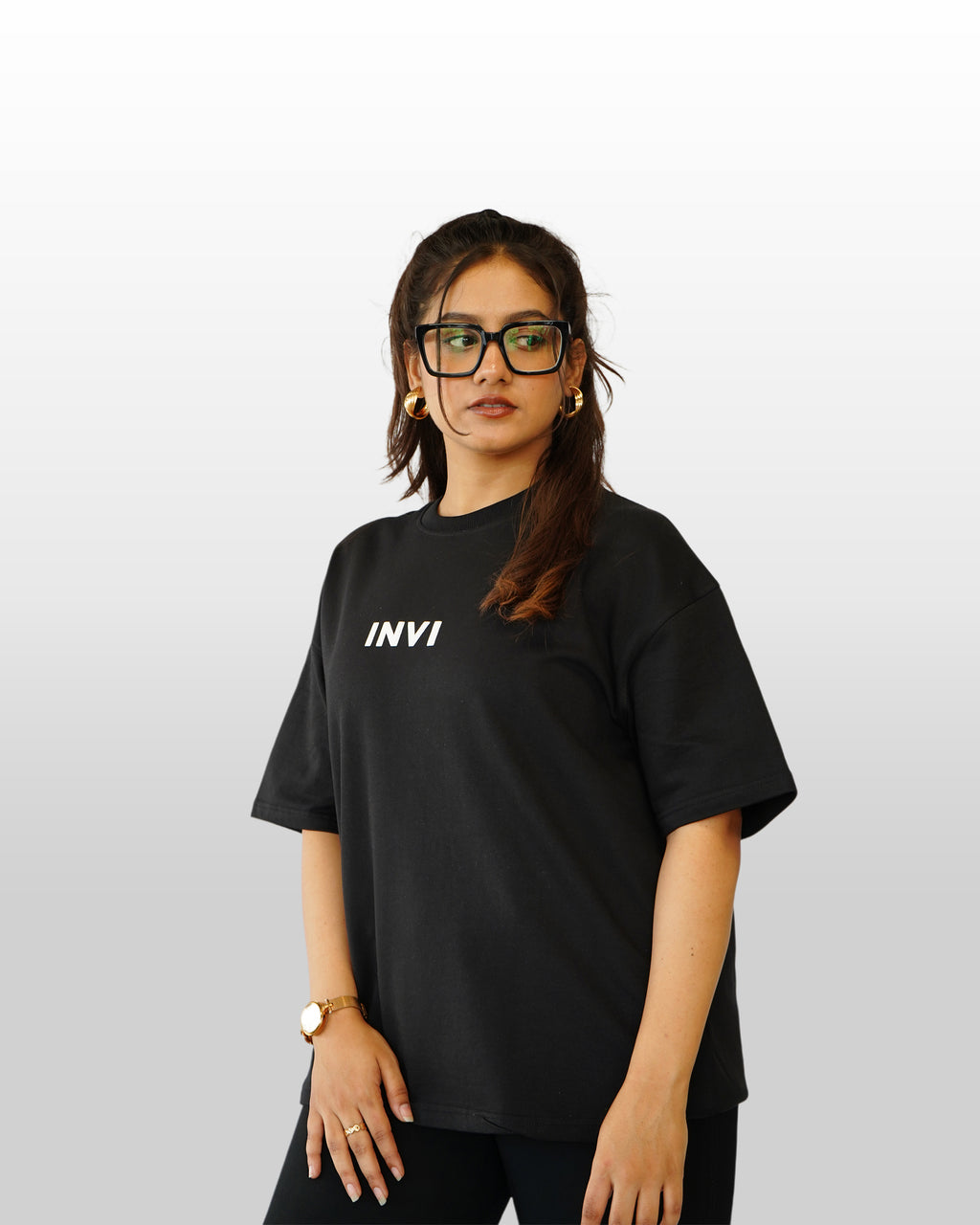 VERSATILE TEE