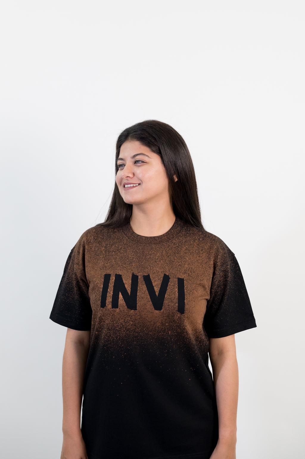 RUSTIC TEE