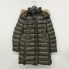 Moncler(몽클레어) 4990015 53048 828 MERMIF 패딩