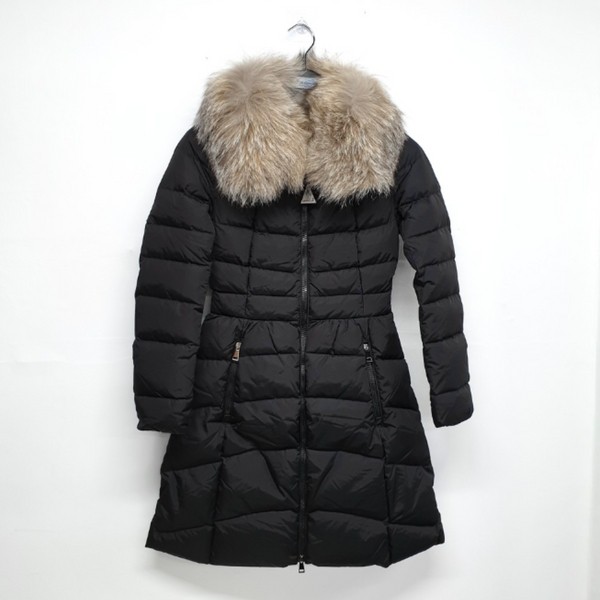 Moncler(몽클레어) 4934520 54155 999 퍼 패딩