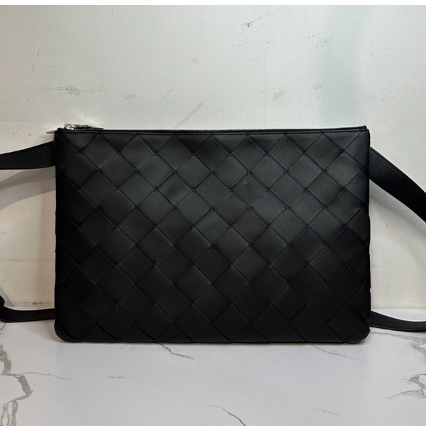 22FW Bottega Veneta(보테가베네타) 620537 VCRU1 8803 크로스백