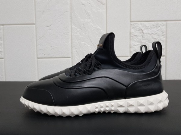 VALENTINO(발렌티노) PY2S0A28 HTH 0NO 테크샥 스니커즈
