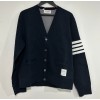 THOM BROWNE(톰브라운) MJT325A J0008 415 바시티 사선가디건