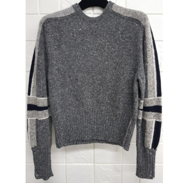 THOM BROWNE(톰브라운) MKA191B00278 점퍼니트