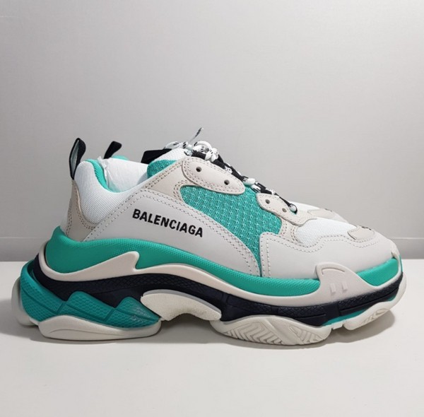 20SS BALENCIAGA(발렌시아가) 524039 W09OH 3005 트리플S스니커즈