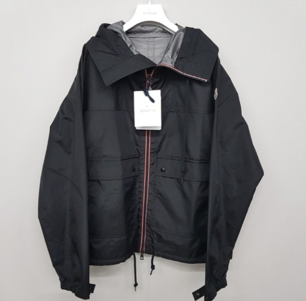 MONCLER(몽클레어) 4102405 53558 999 MAXIMILIEN 자켓