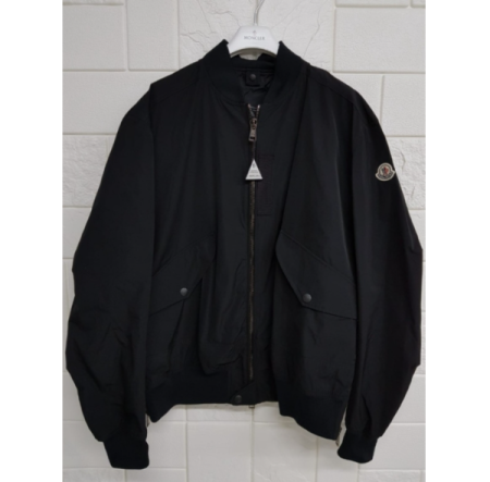 MONCLER(몽클레어) 4011605 57540 999 블랙 붐버 자켓