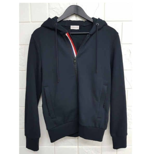 MONCLER(몽클레어) 8421000 773 패치로고 후드 집업